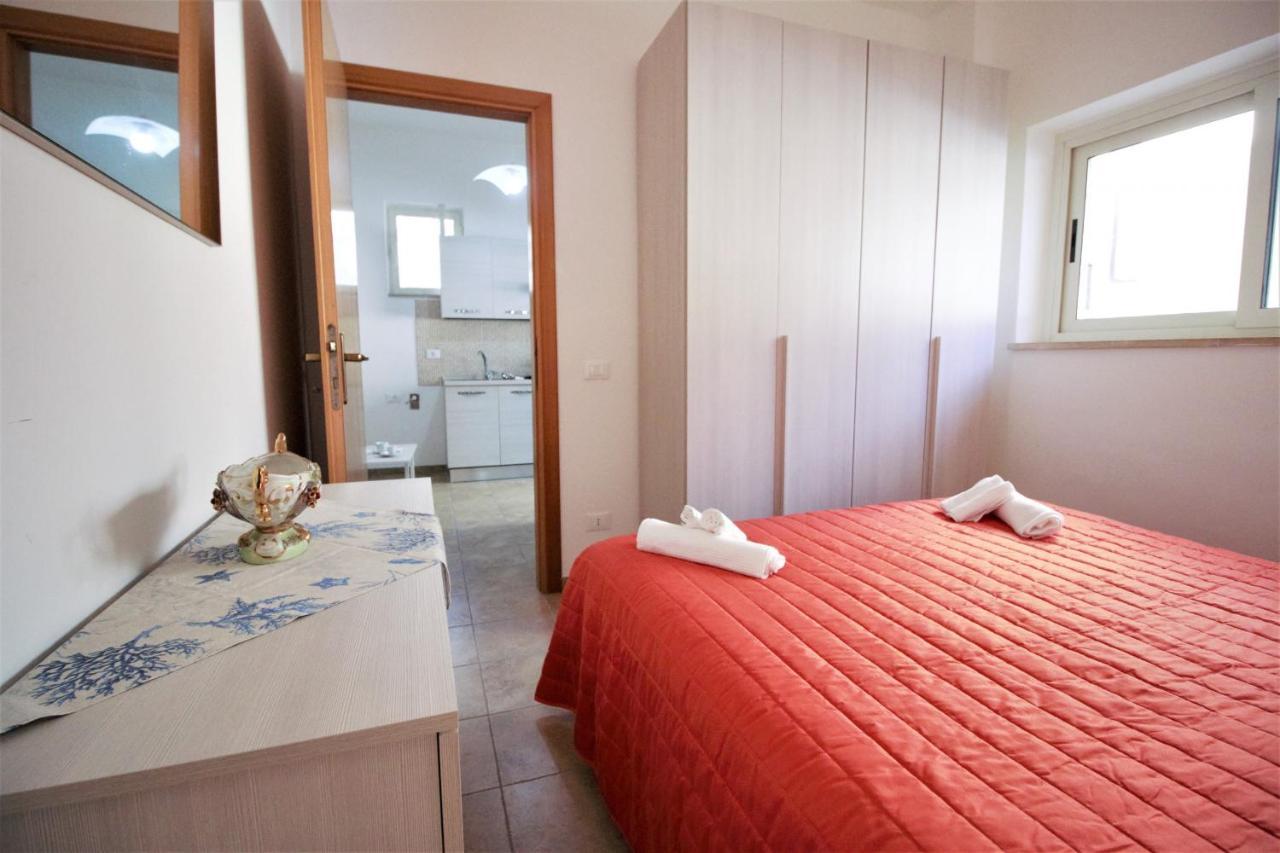 Holidaycasa Sebastiano - Grazioso Bilocale A 150 Mt Dal Mare 斯佩隆加 外观 照片
