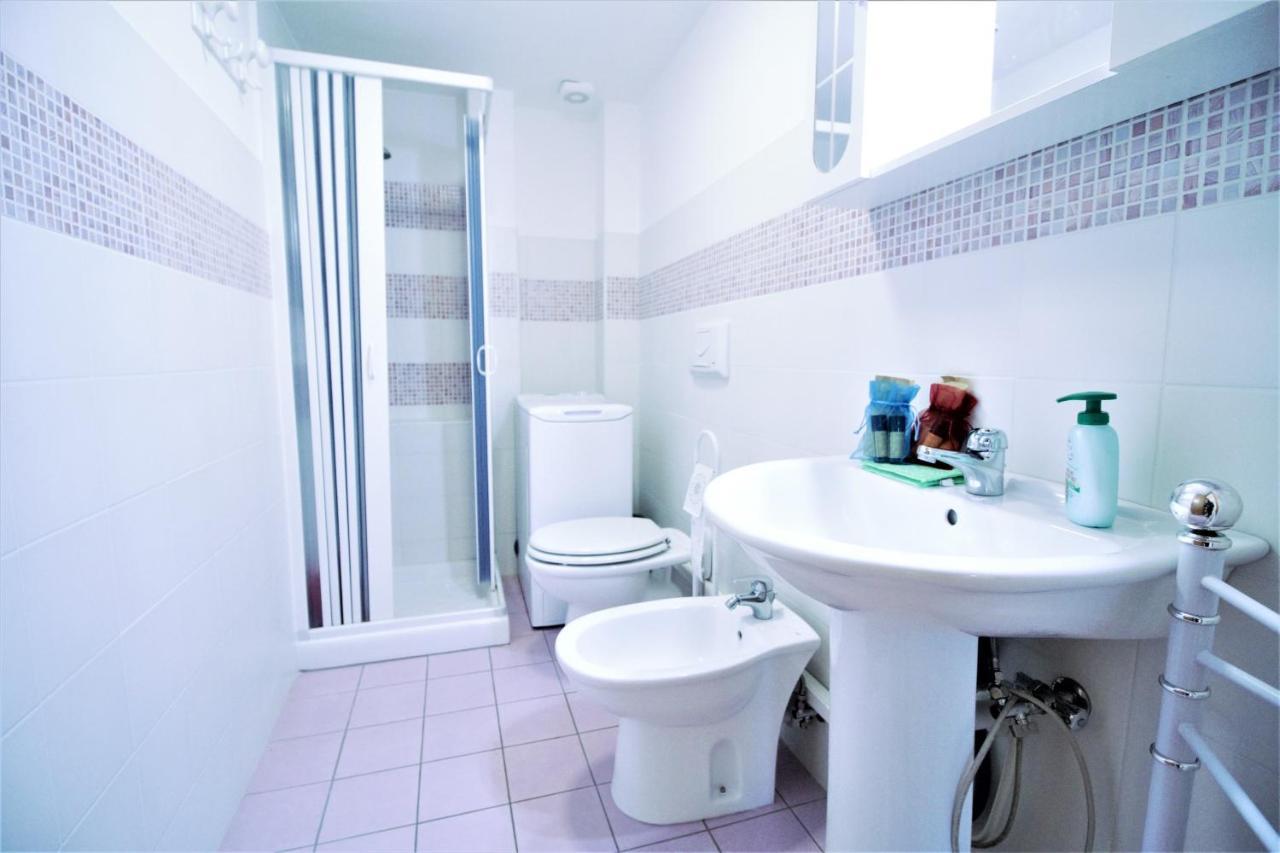 Holidaycasa Sebastiano - Grazioso Bilocale A 150 Mt Dal Mare 斯佩隆加 外观 照片